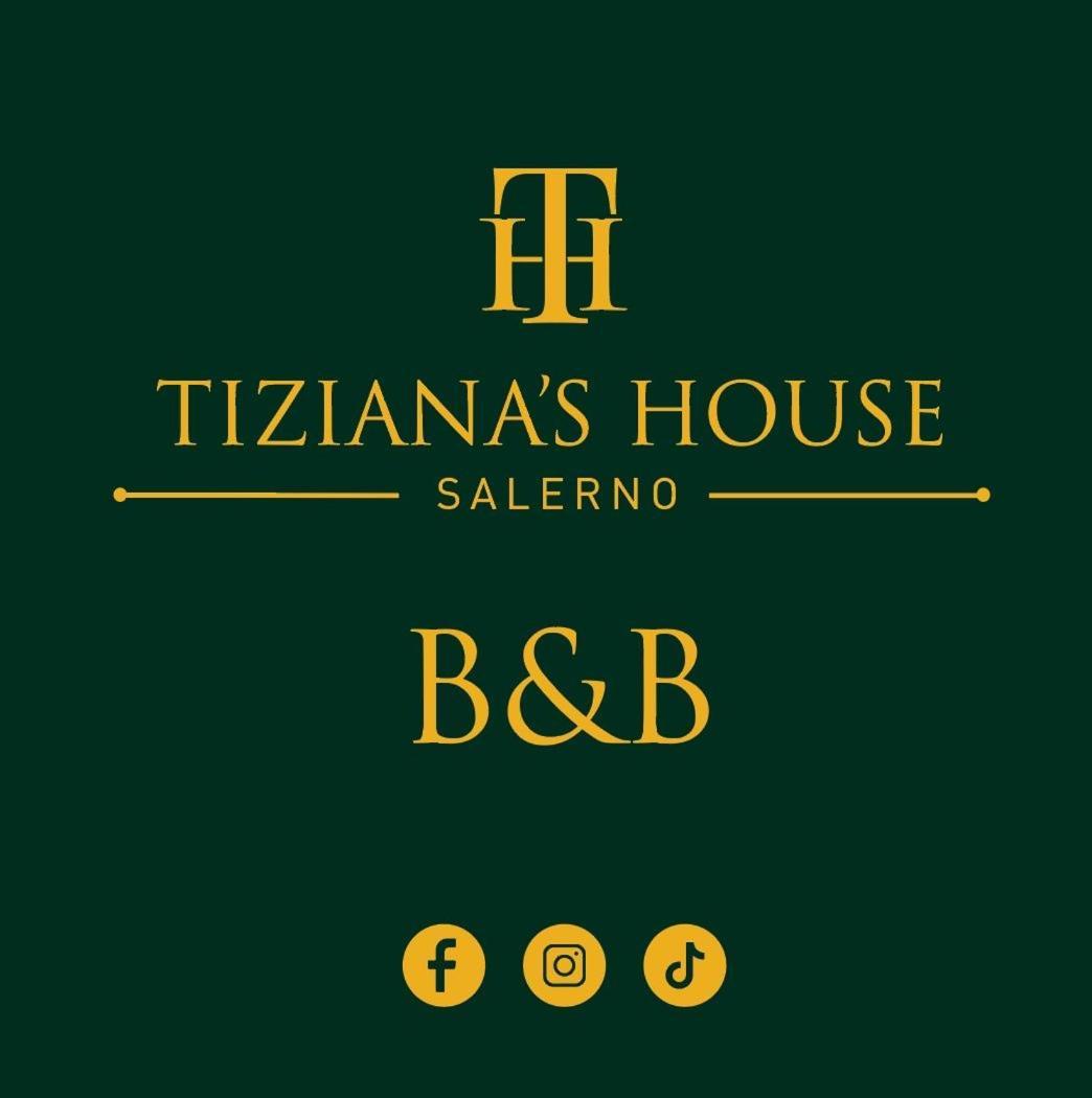 Tiziana'S House Panzió Salerno Kültér fotó